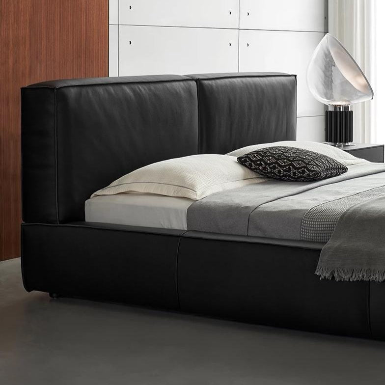 Pudding Leather Bed-Black