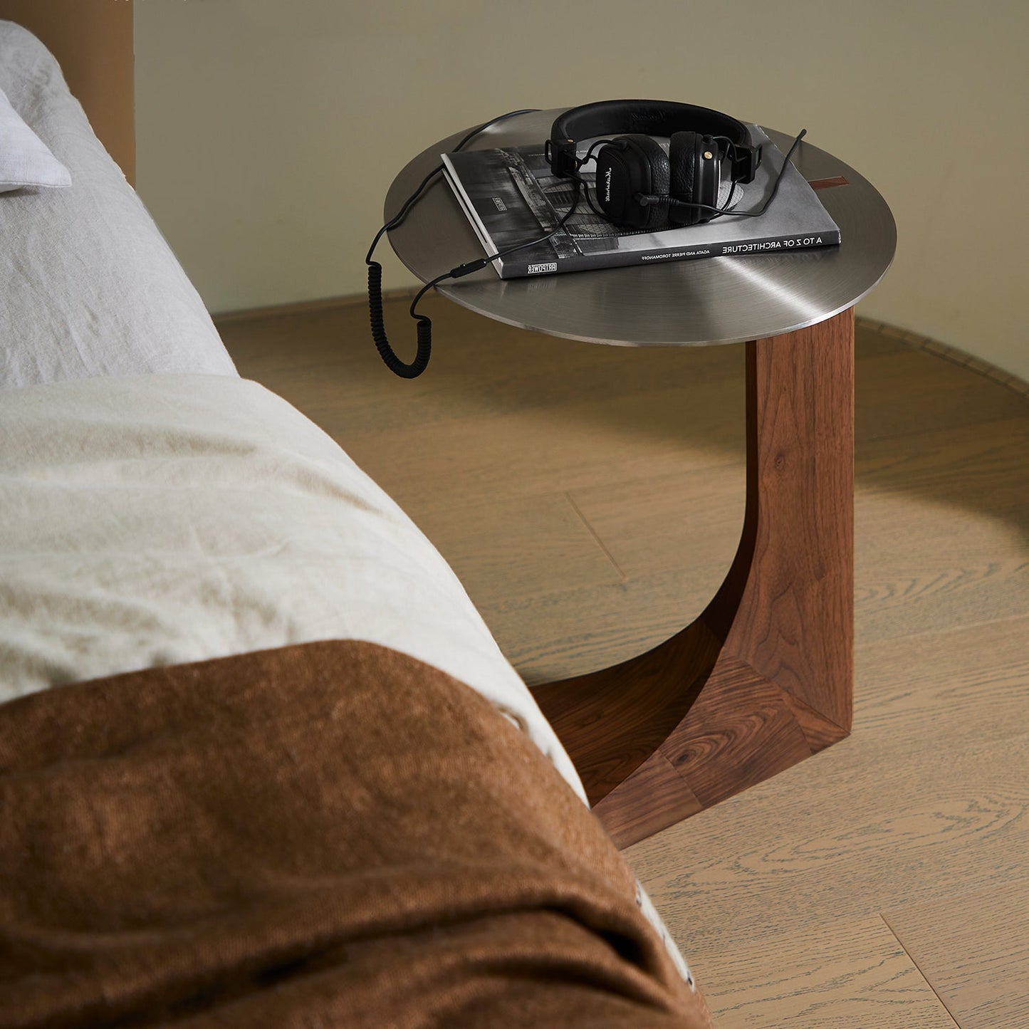 Sea Lion Stainless Steel Round Side Table-Walnut