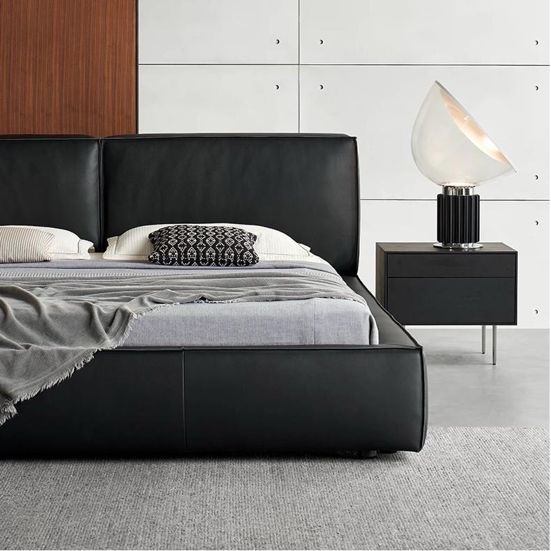Pudding Leather Bed-Black