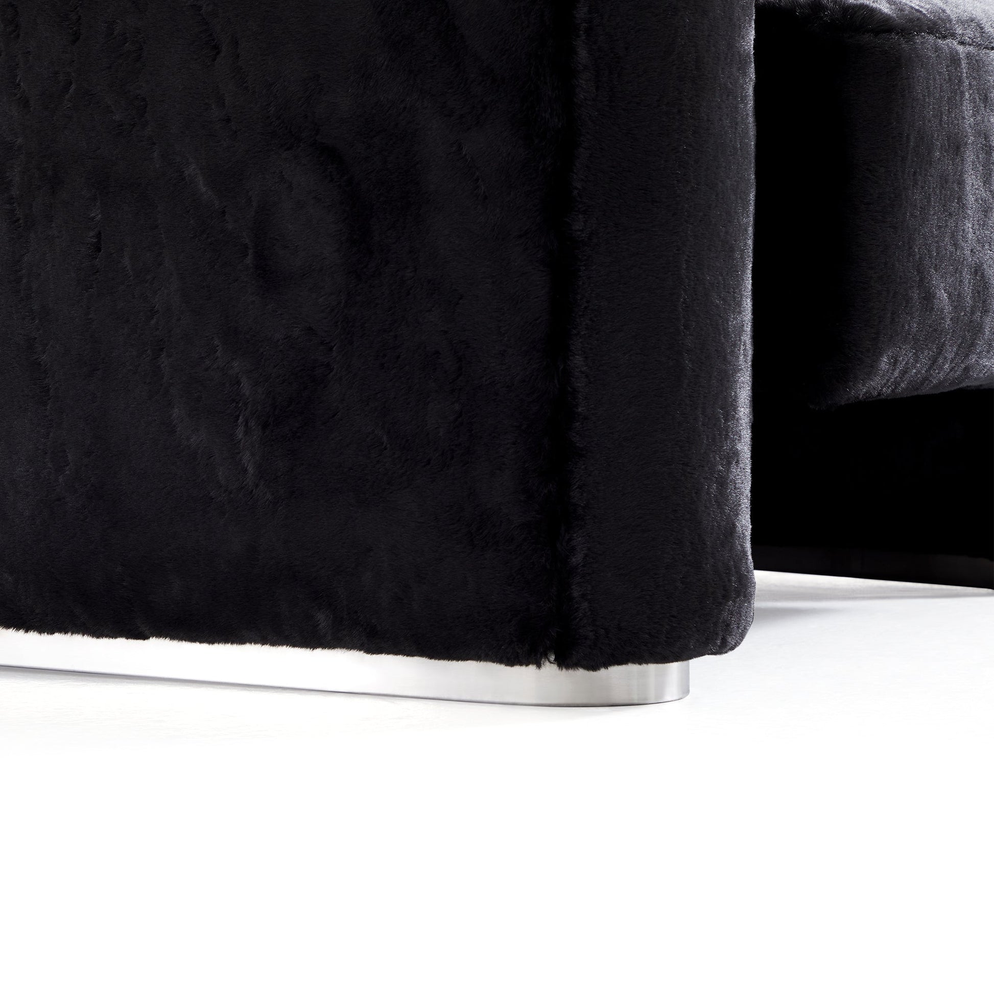 Obsidian Plush Accent Chair-Black